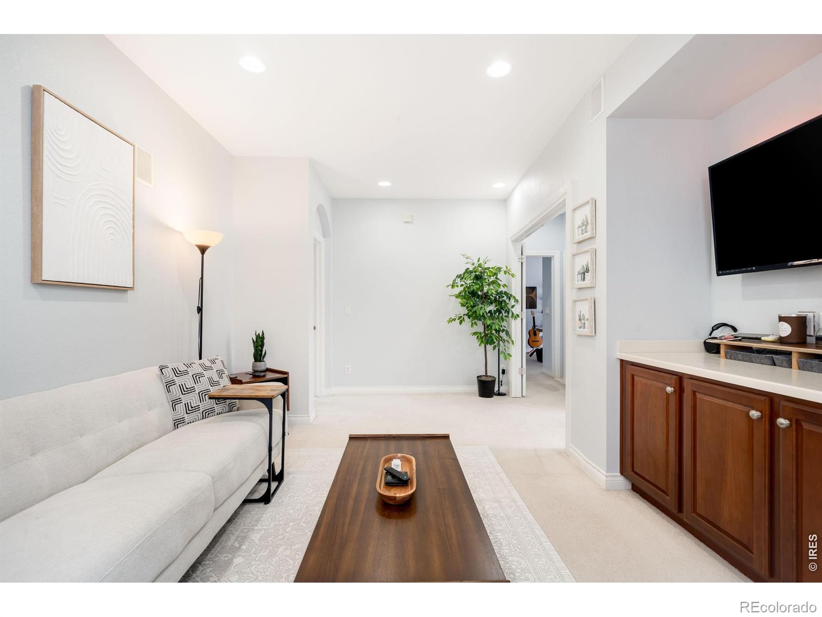 MLS Image #15 for 9135 e 29th place ,denver, Colorado