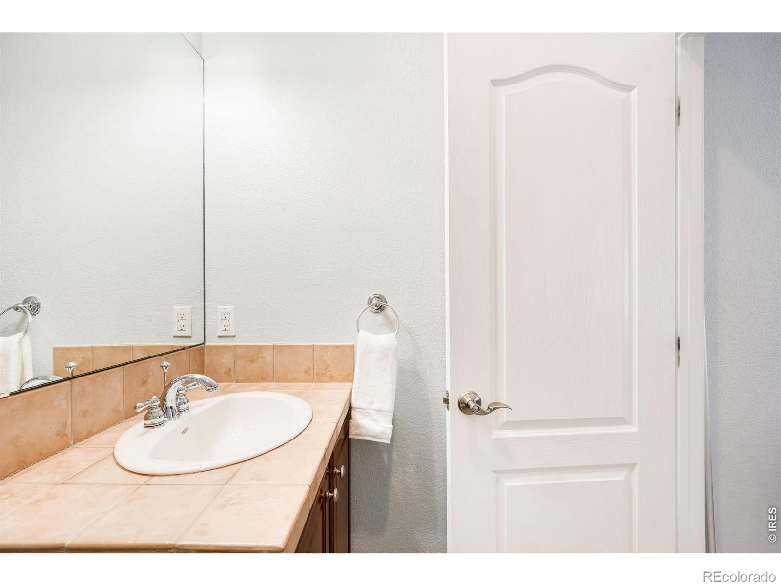 MLS Image #35 for 9135 e 29th place ,denver, Colorado