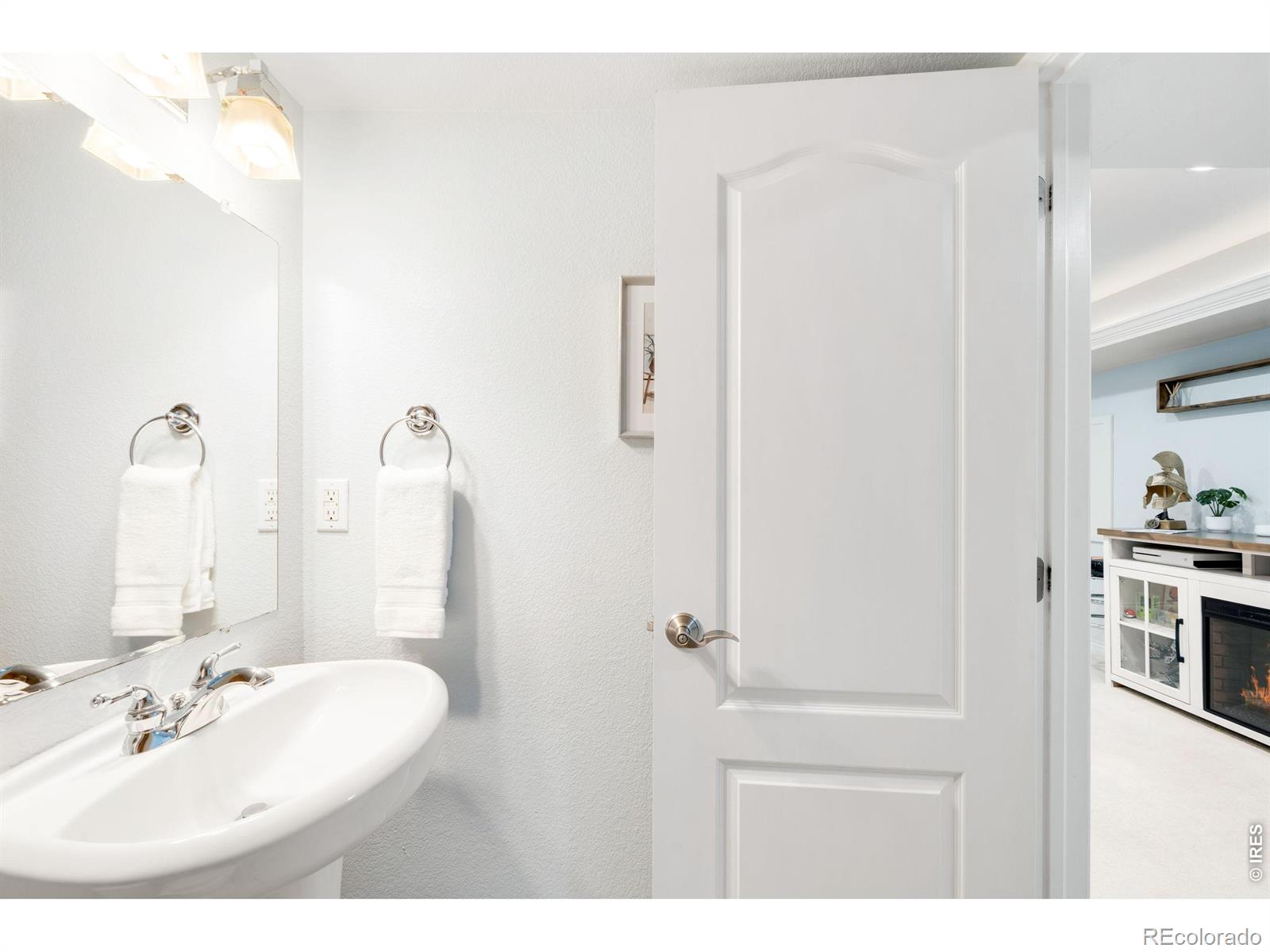 MLS Image #39 for 9135 e 29th place ,denver, Colorado