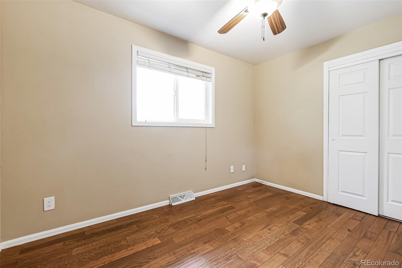 MLS Image #15 for 432 s potomac circle,aurora, Colorado