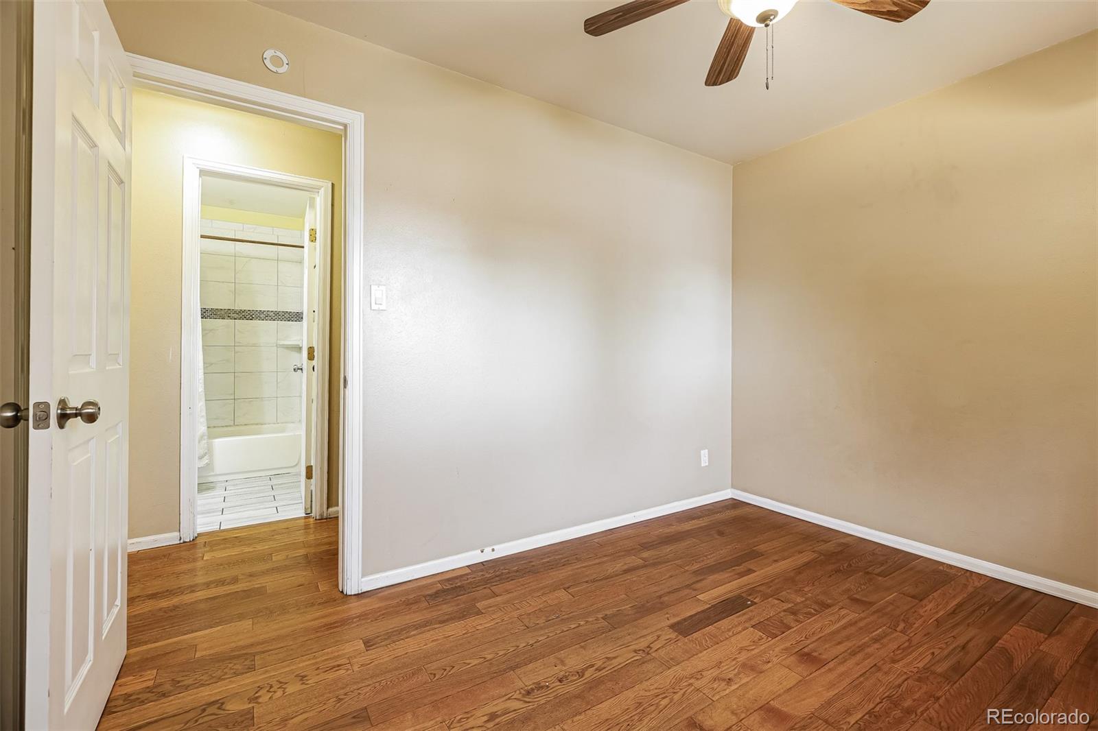 MLS Image #16 for 432 s potomac circle,aurora, Colorado