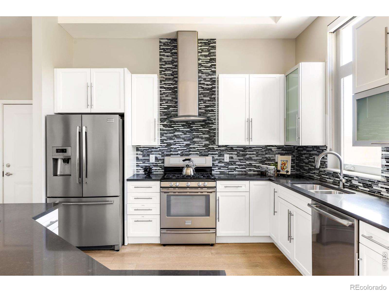 MLS Image #8 for 1820  mary lane,boulder, Colorado