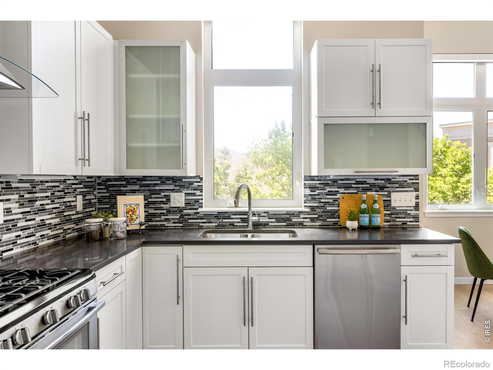 MLS Image #9 for 1820  mary lane,boulder, Colorado