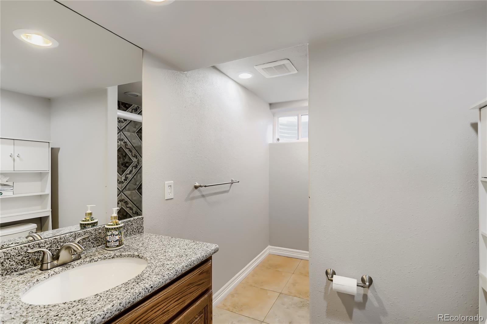 MLS Image #20 for 5585 s quintero way,aurora, Colorado