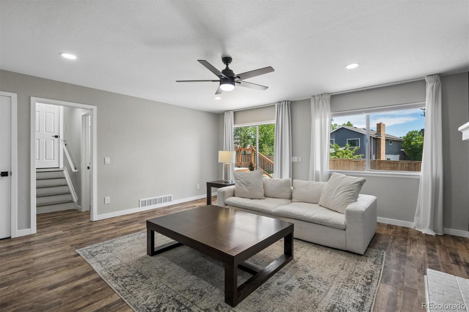 MLS Image #15 for 736  northridge road,highlands ranch, Colorado