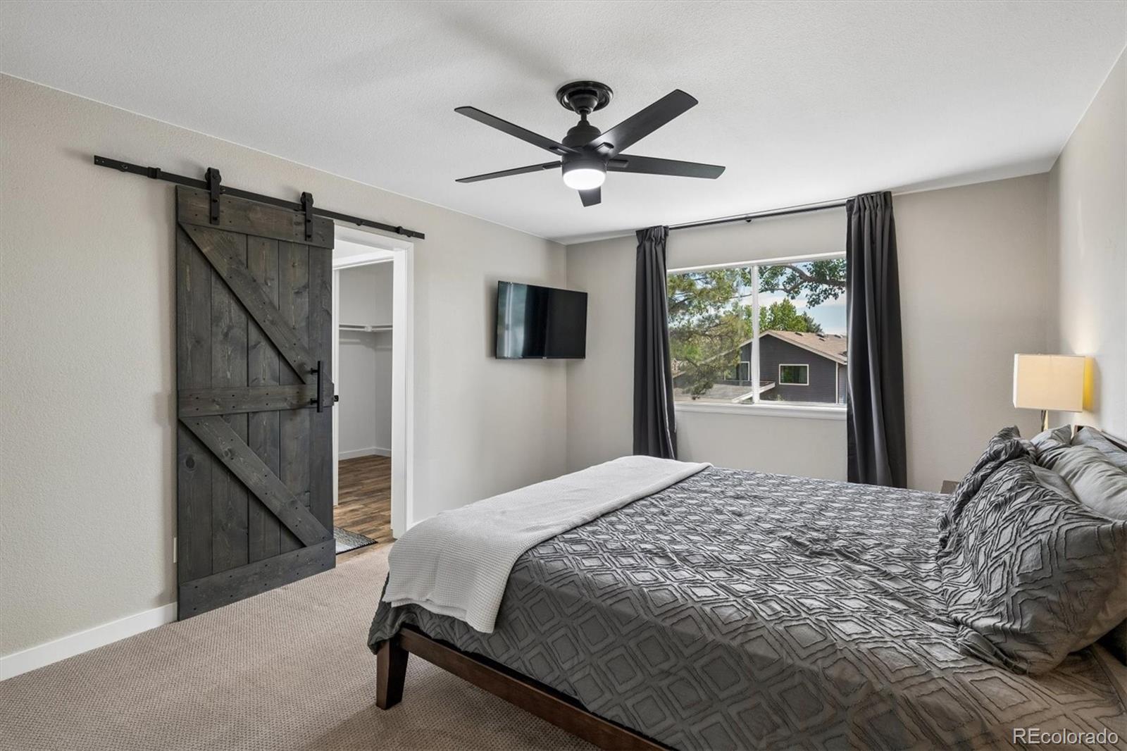 MLS Image #22 for 736  northridge road,highlands ranch, Colorado