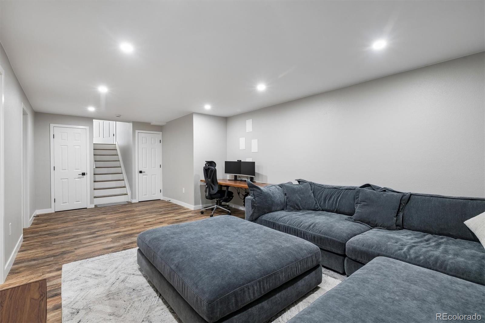 MLS Image #26 for 736  northridge road,highlands ranch, Colorado