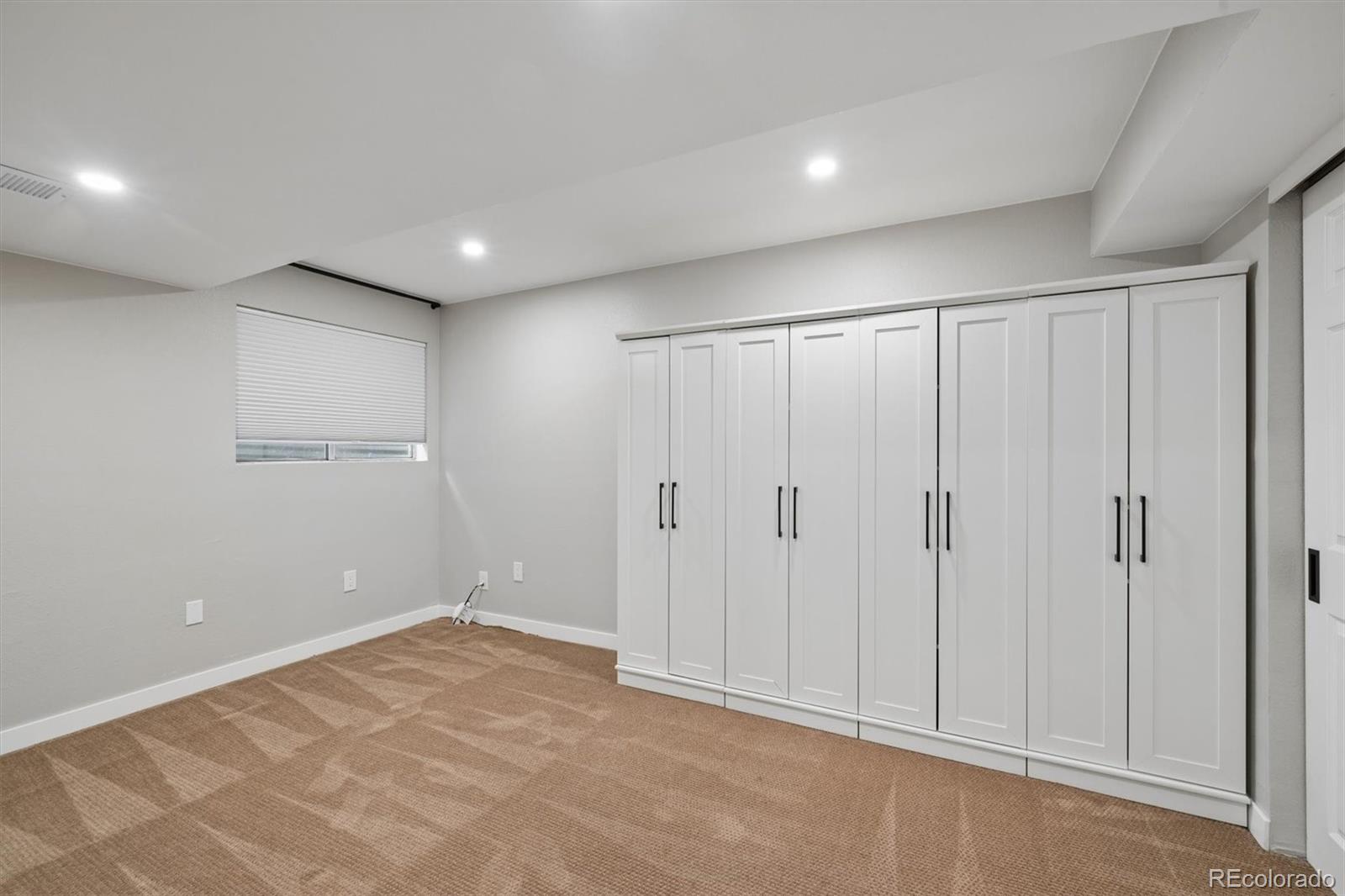 MLS Image #29 for 736  northridge road,highlands ranch, Colorado