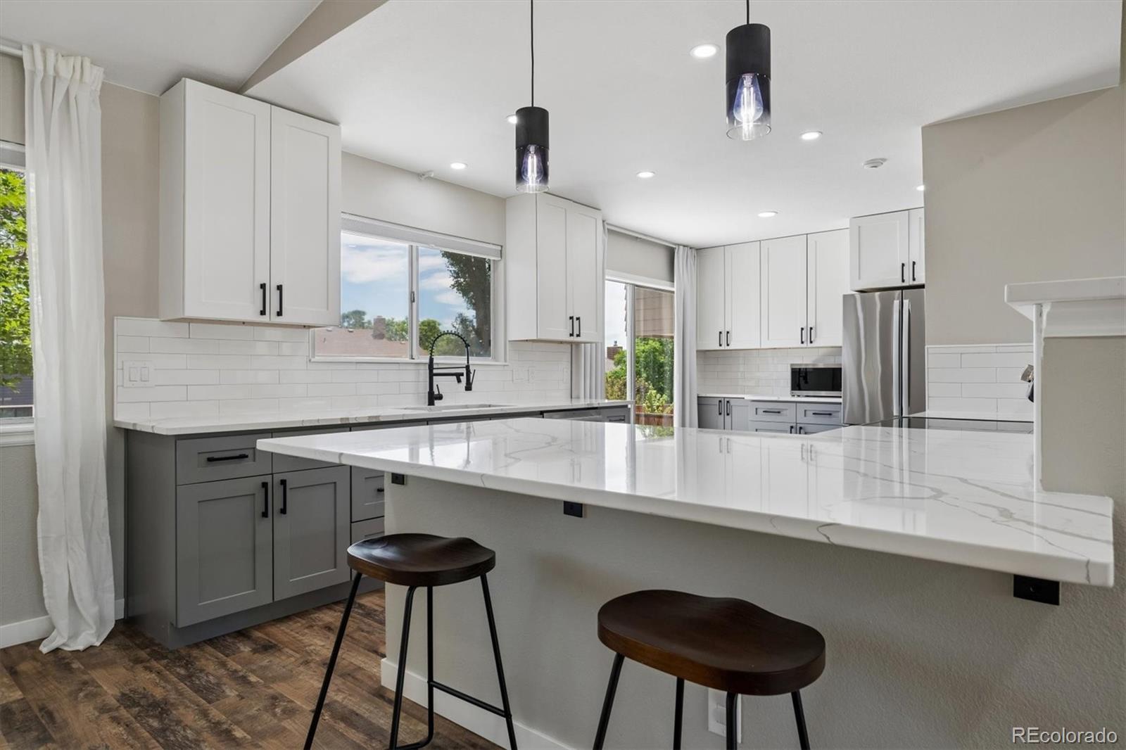 MLS Image #8 for 736  northridge road,highlands ranch, Colorado