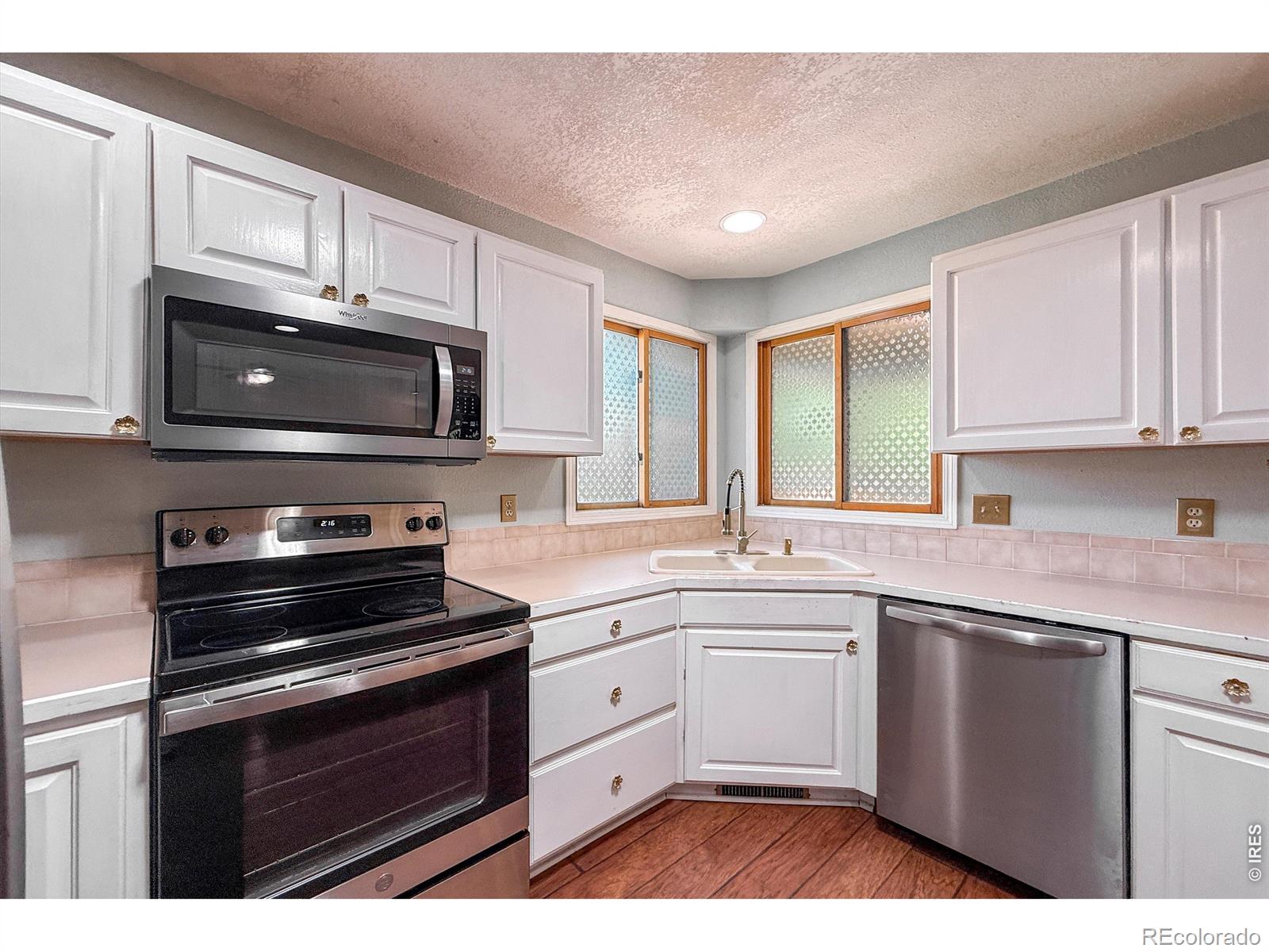 MLS Image #13 for 2294  security court,loveland, Colorado