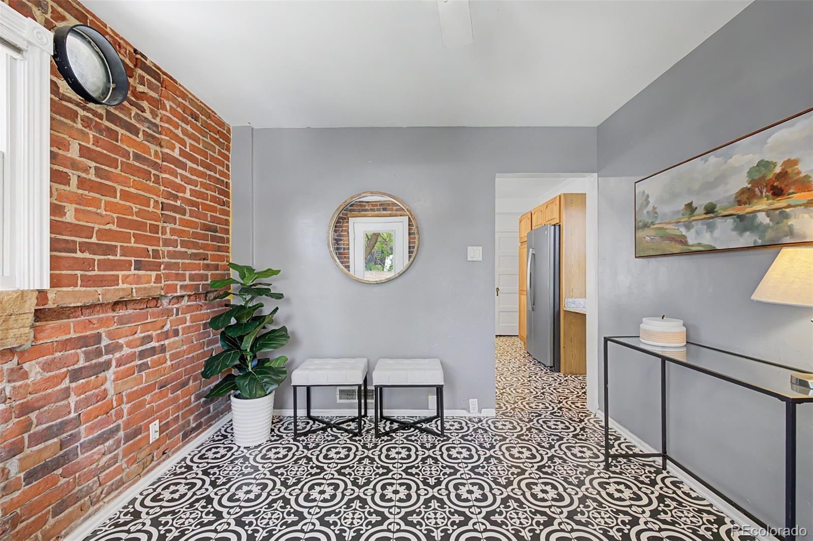 MLS Image #15 for 1237 n pearl street,denver, Colorado