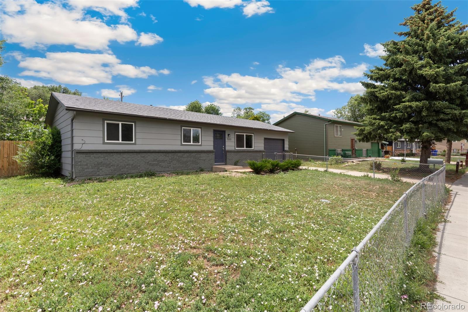 MLS Image #2 for 1530  maxwell street,colorado springs, Colorado