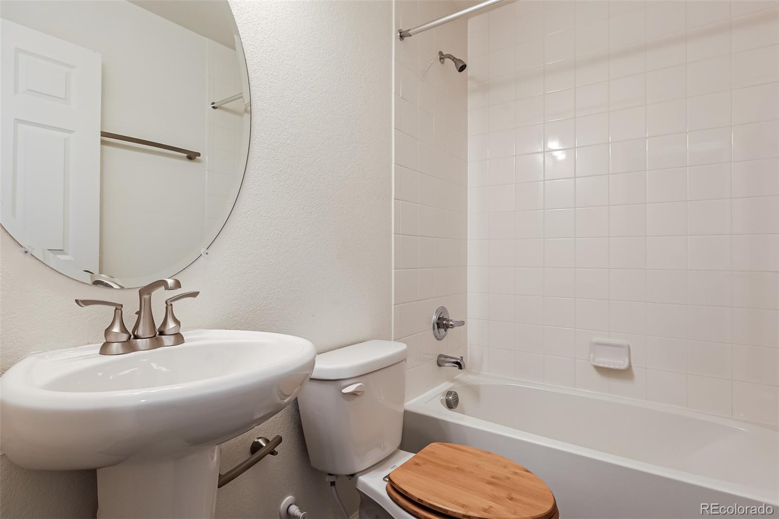 MLS Image #20 for 26198 e maple drive,aurora, Colorado