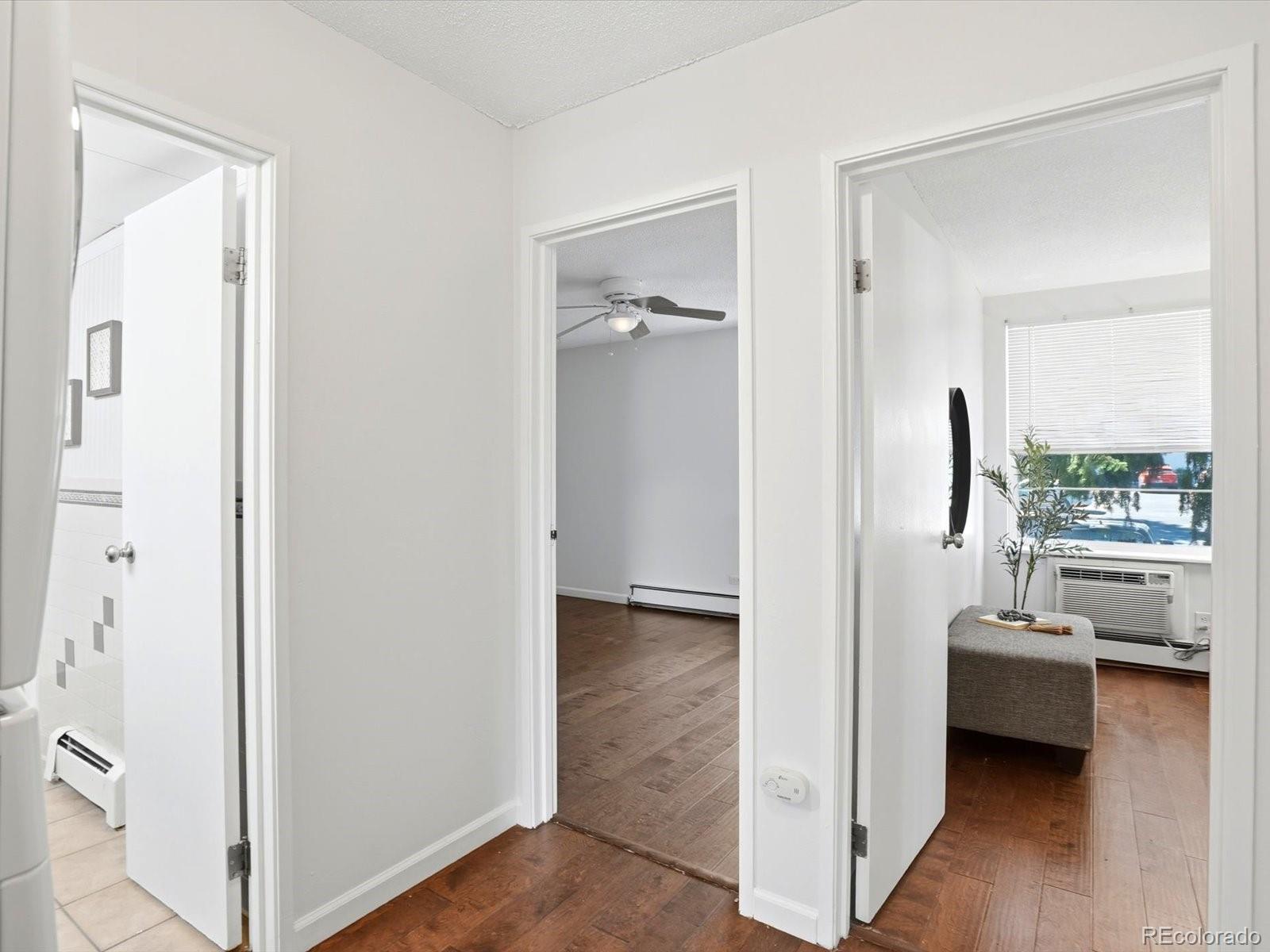MLS Image #13 for 2120 s vaughn way,aurora, Colorado