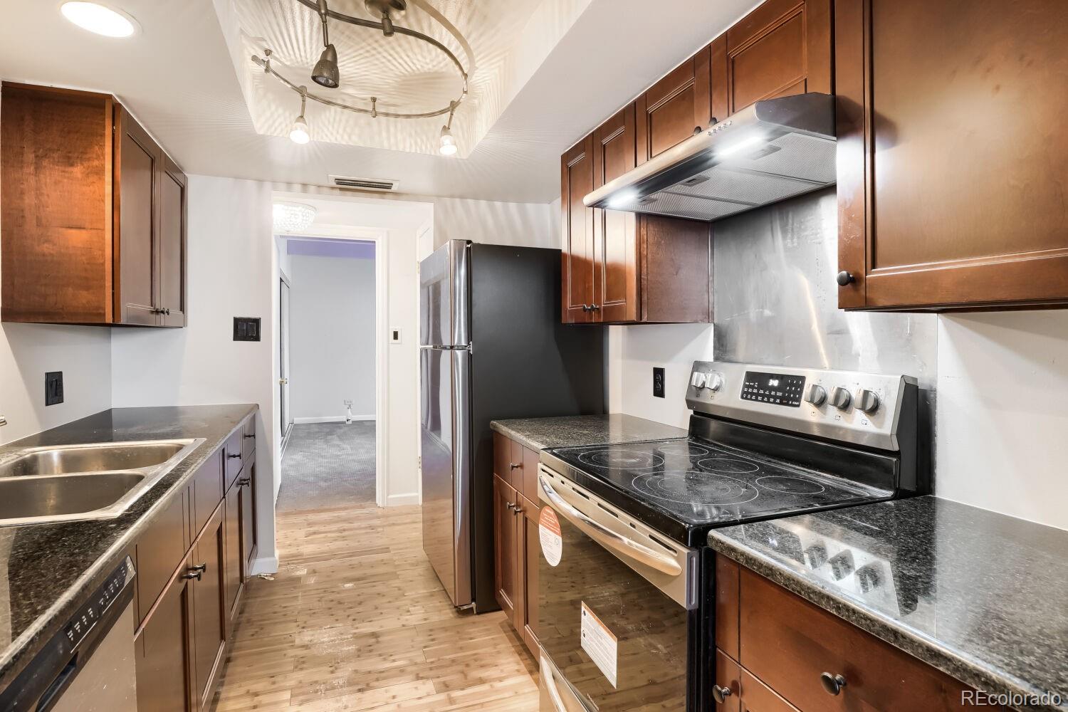MLS Image #4 for 9995 e harvard avenue,denver, Colorado