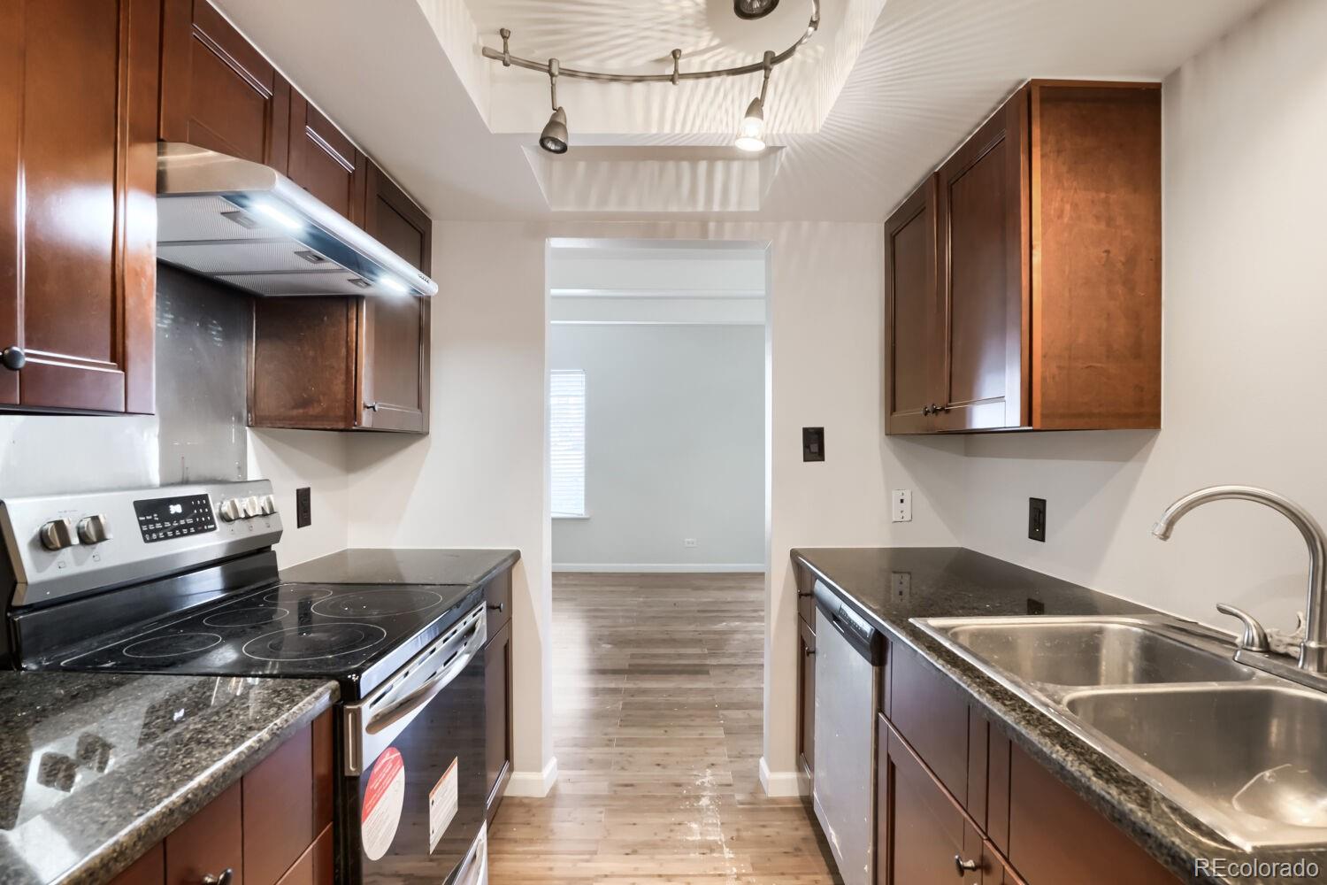 MLS Image #6 for 9995 e harvard avenue,denver, Colorado