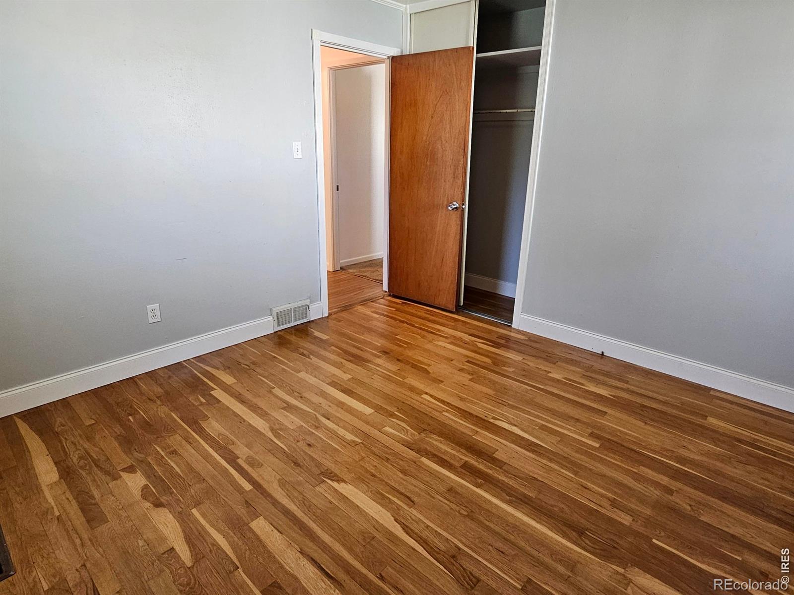MLS Image #9 for 229  logan street,sterling, Colorado