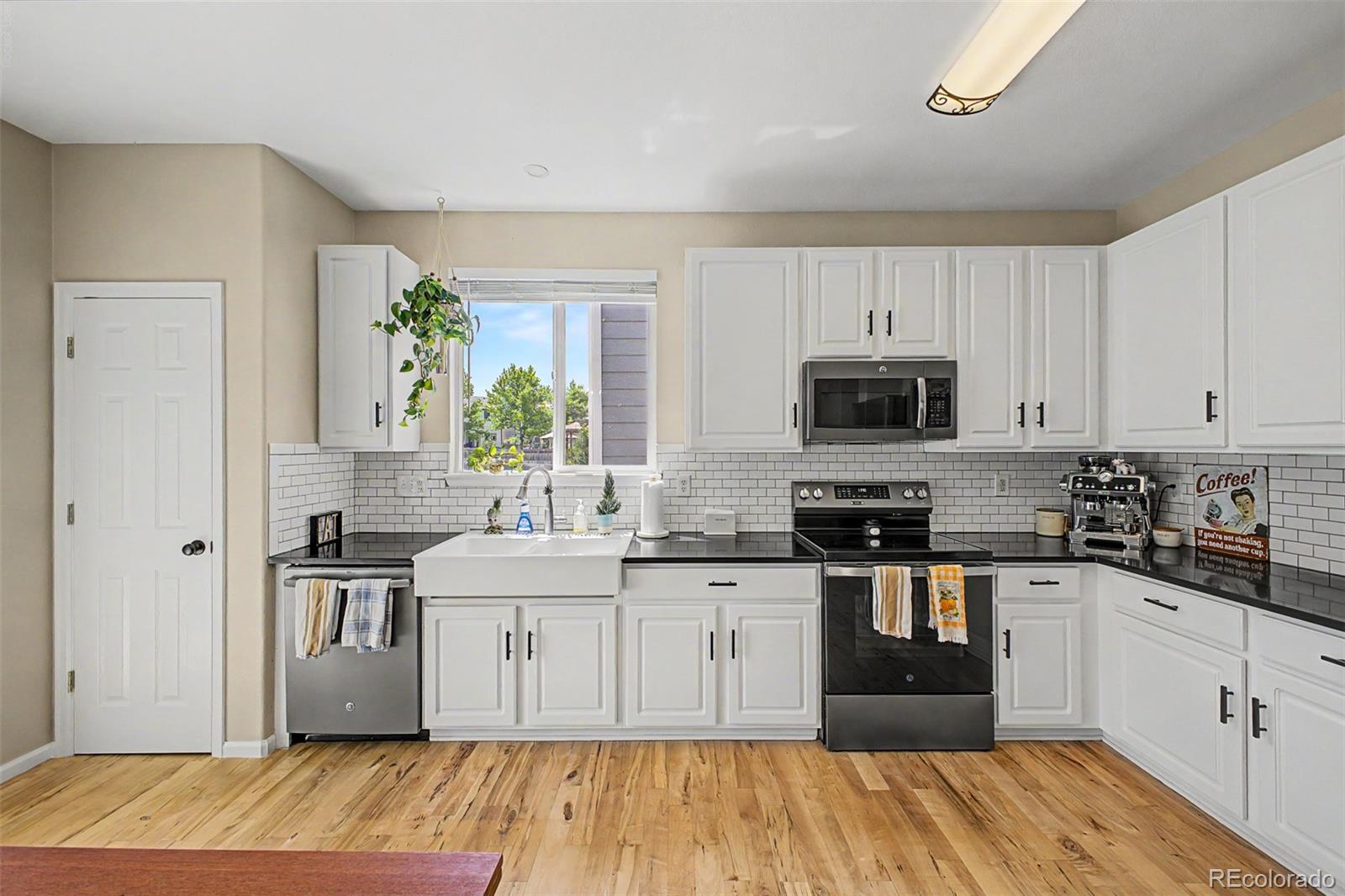 MLS Image #9 for 5194 s shawnee street,aurora, Colorado