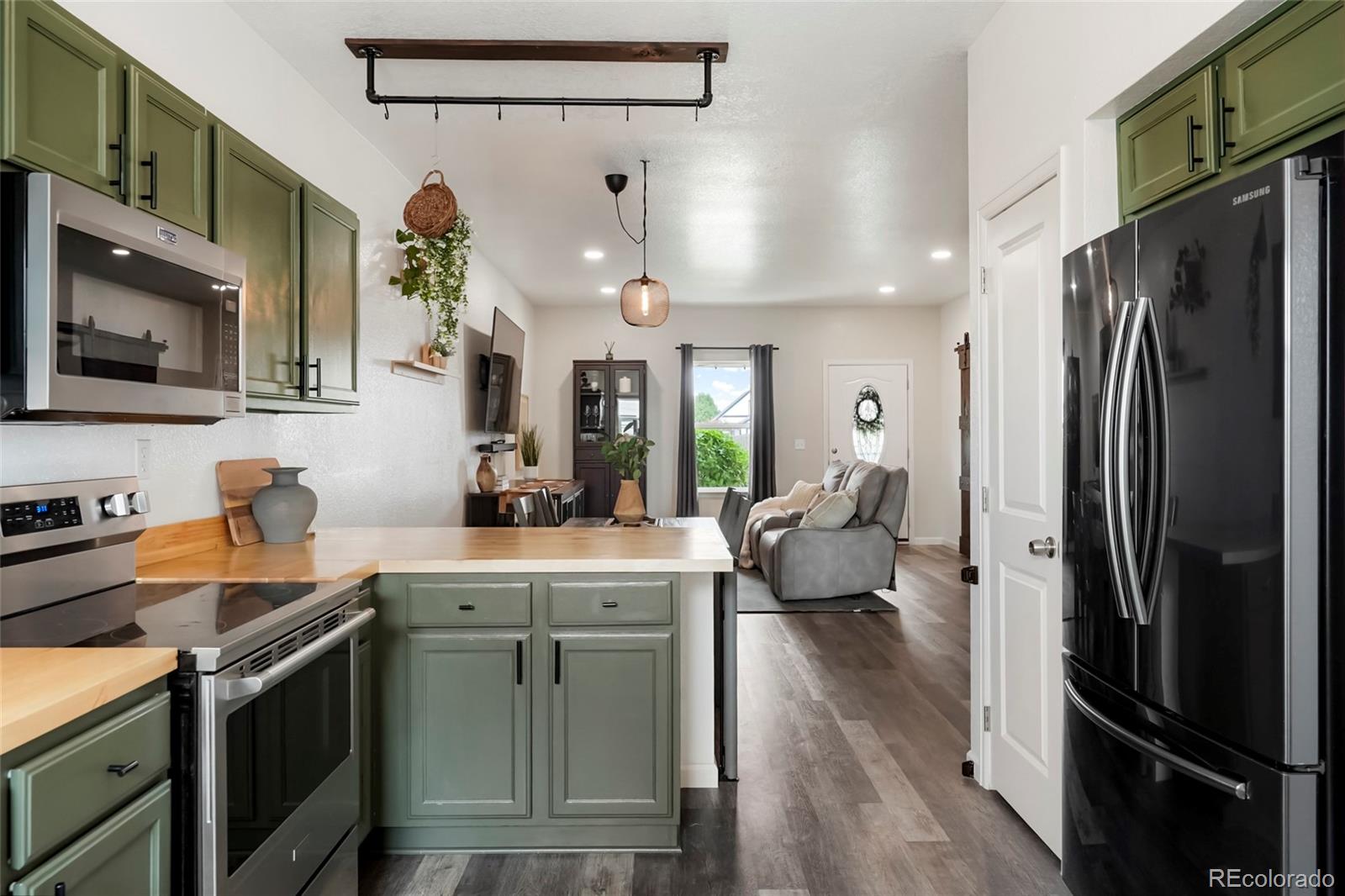 MLS Image #10 for 3005  quarterland street,strasburg, Colorado