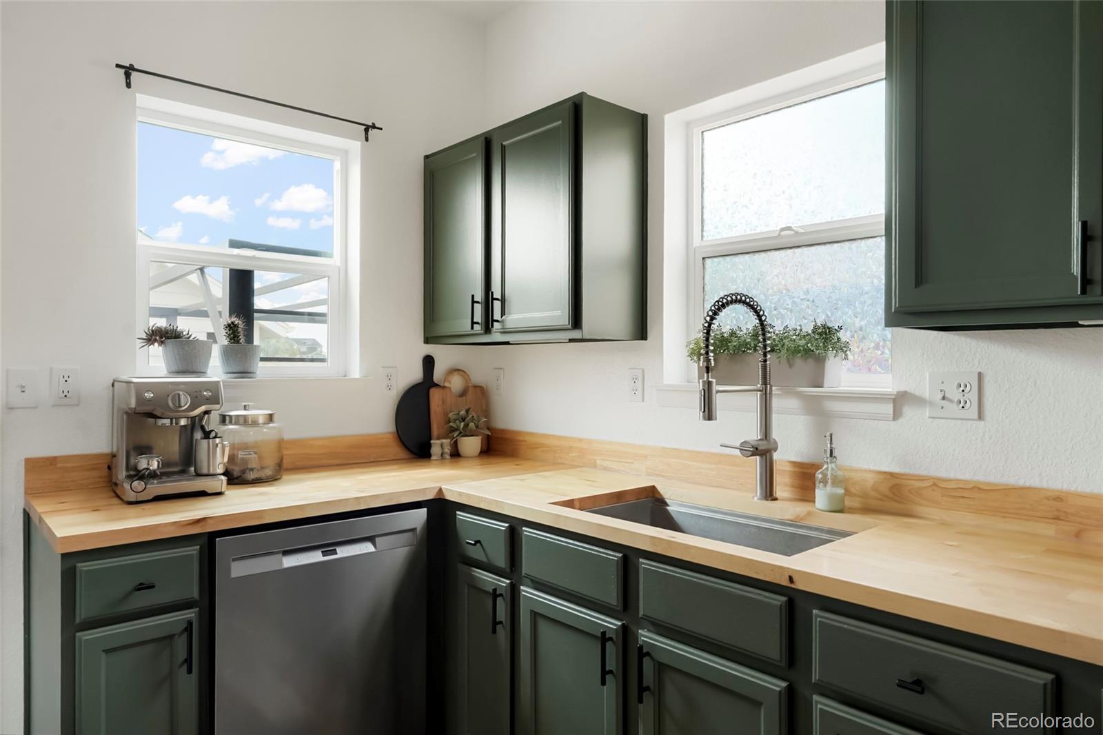 MLS Image #9 for 3005  quarterland street,strasburg, Colorado