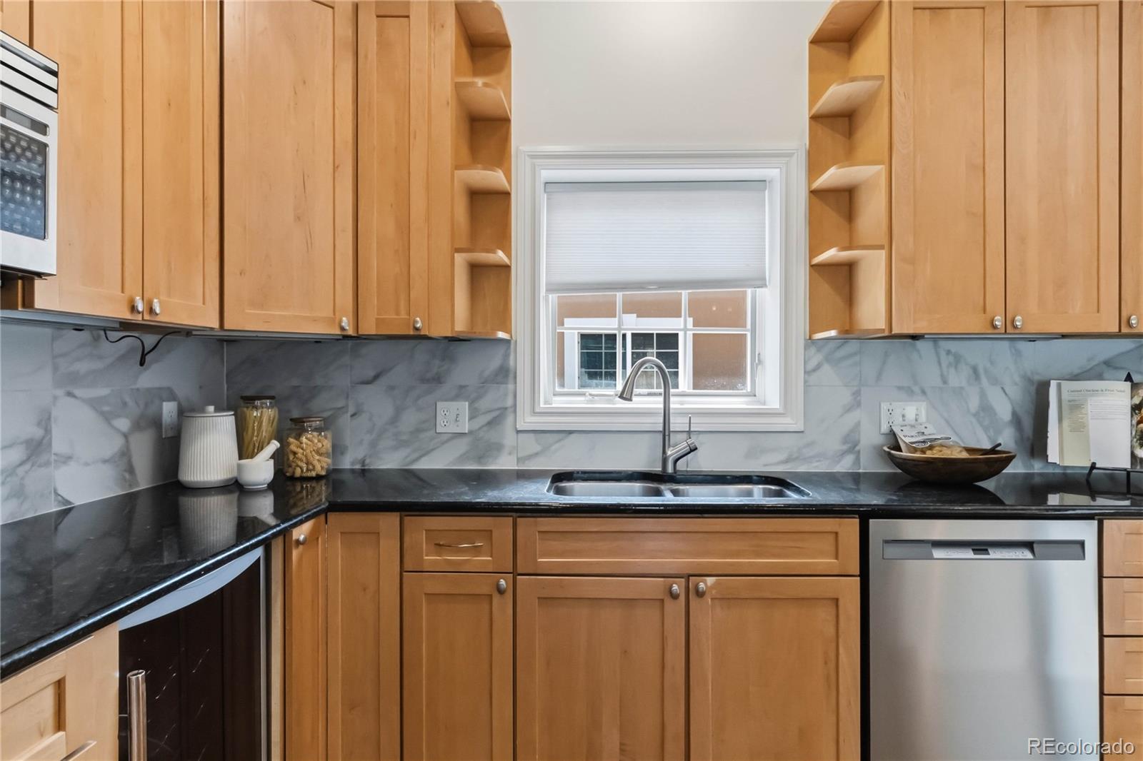 MLS Image #12 for 906  forest street,denver, Colorado