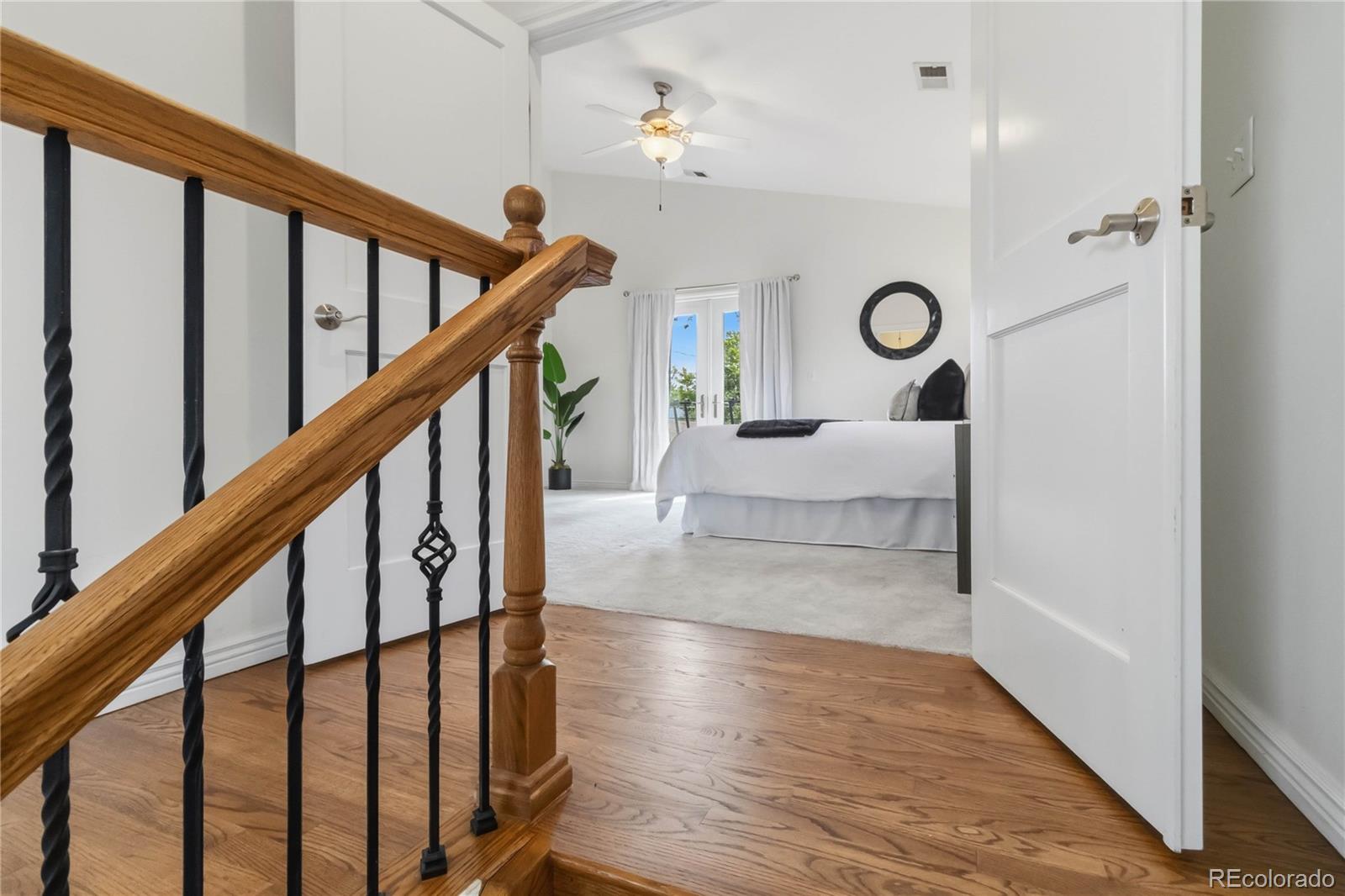 MLS Image #16 for 906  forest street,denver, Colorado