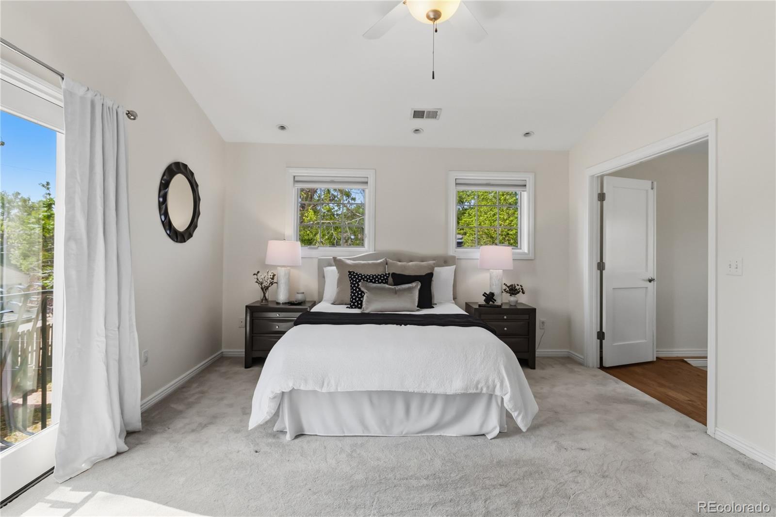 MLS Image #17 for 906  forest street,denver, Colorado