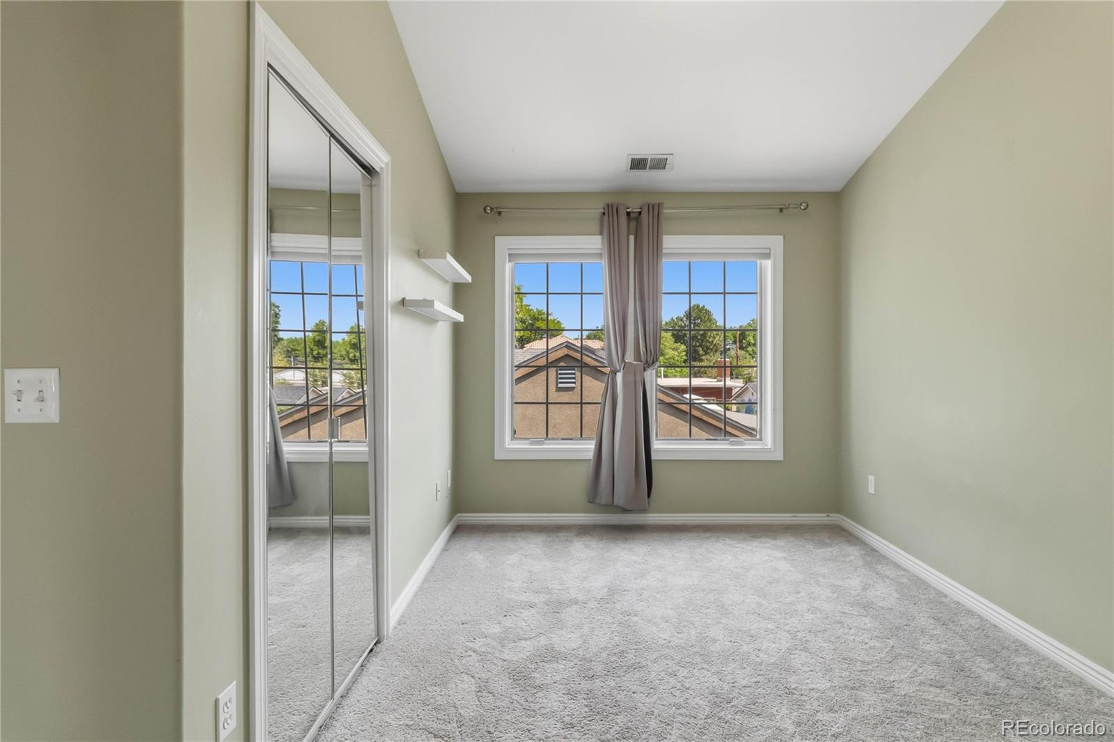 MLS Image #24 for 906  forest street,denver, Colorado