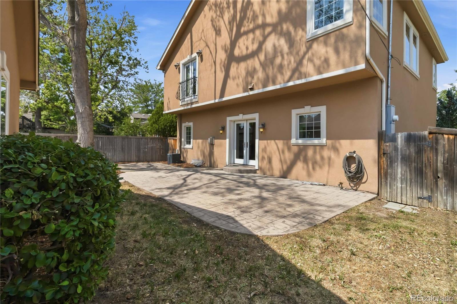 MLS Image #30 for 906  forest street,denver, Colorado