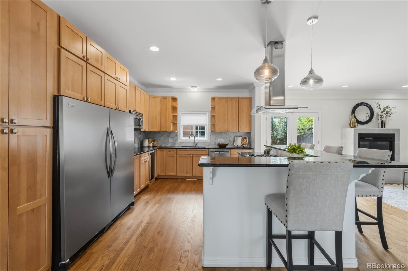 MLS Image #8 for 906  forest street,denver, Colorado