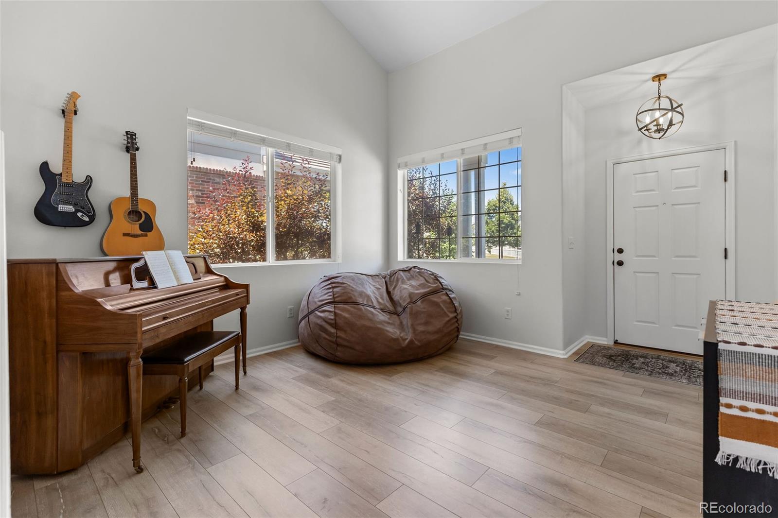MLS Image #11 for 2460 e 127th avenue,thornton, Colorado