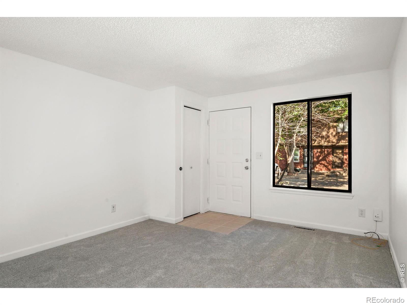MLS Image #3 for 218 e 8th avenue,longmont, Colorado