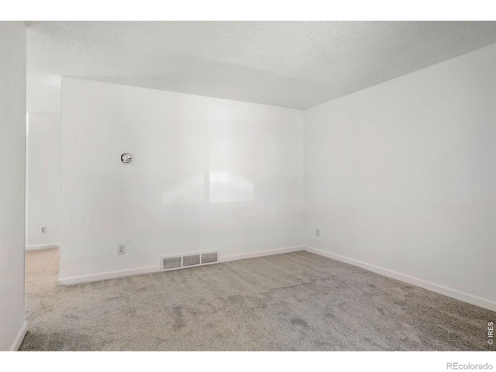 MLS Image #4 for 218 e 8th avenue,longmont, Colorado
