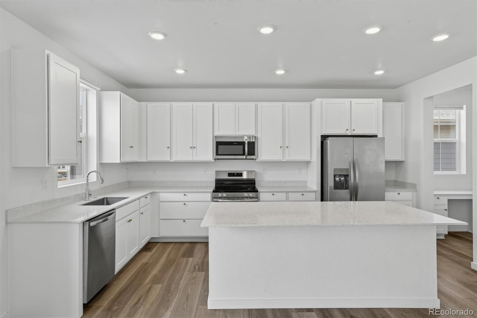 MLS Image #4 for 10967  olathe street,commerce city, Colorado