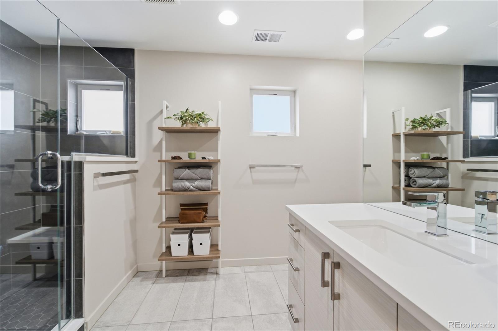 MLS Image #11 for 1329  yates street ,denver, Colorado
