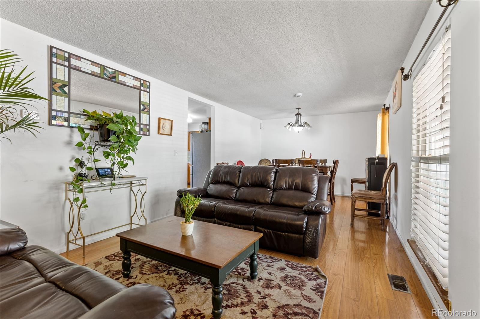 MLS Image #3 for 1413 s kittredge street,aurora, Colorado