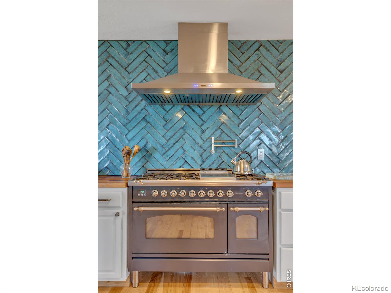 MLS Image #4 for 8444  stoneridge terrace,boulder, Colorado