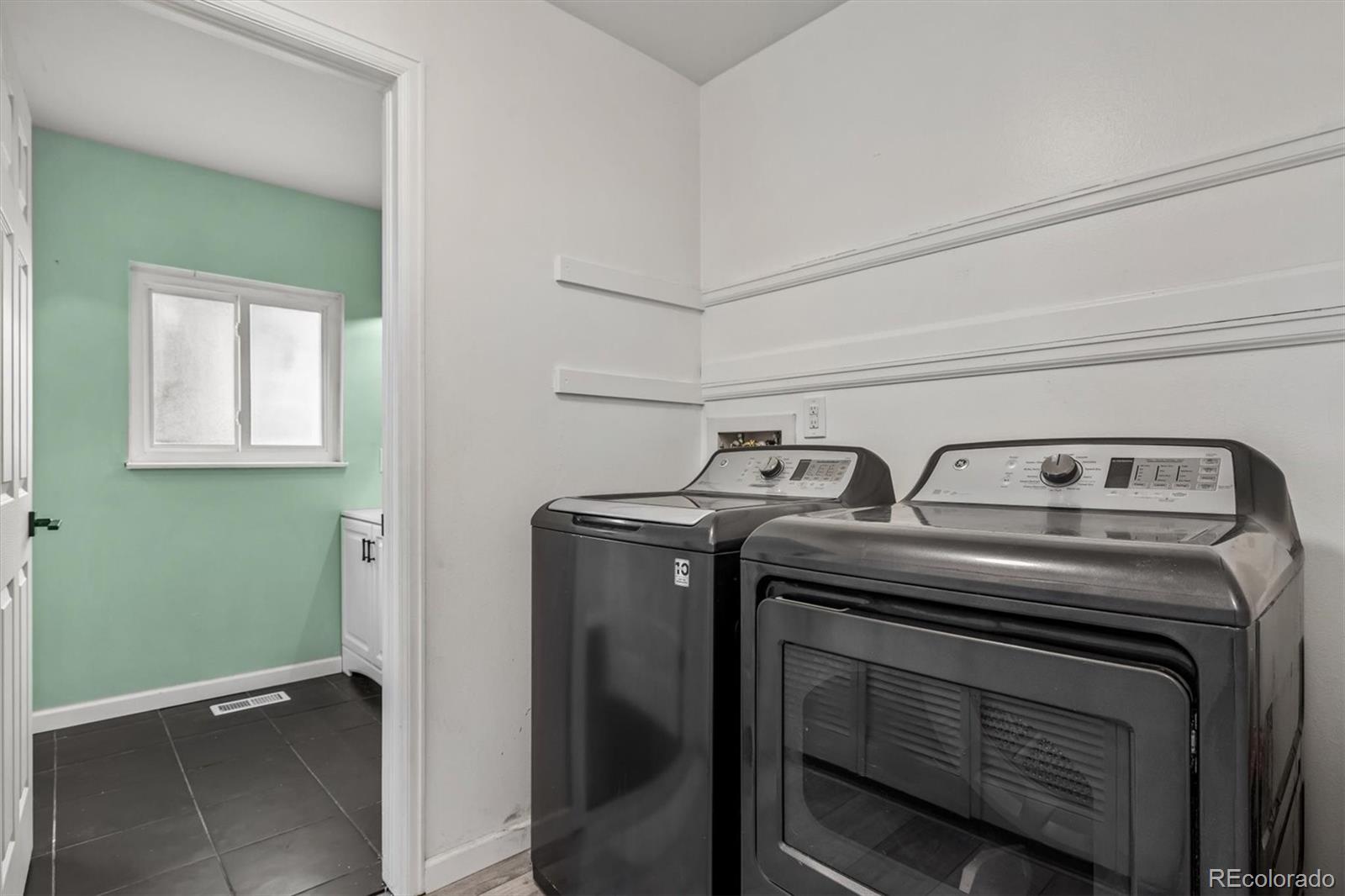 MLS Image #14 for 2003 s idalia street,aurora, Colorado