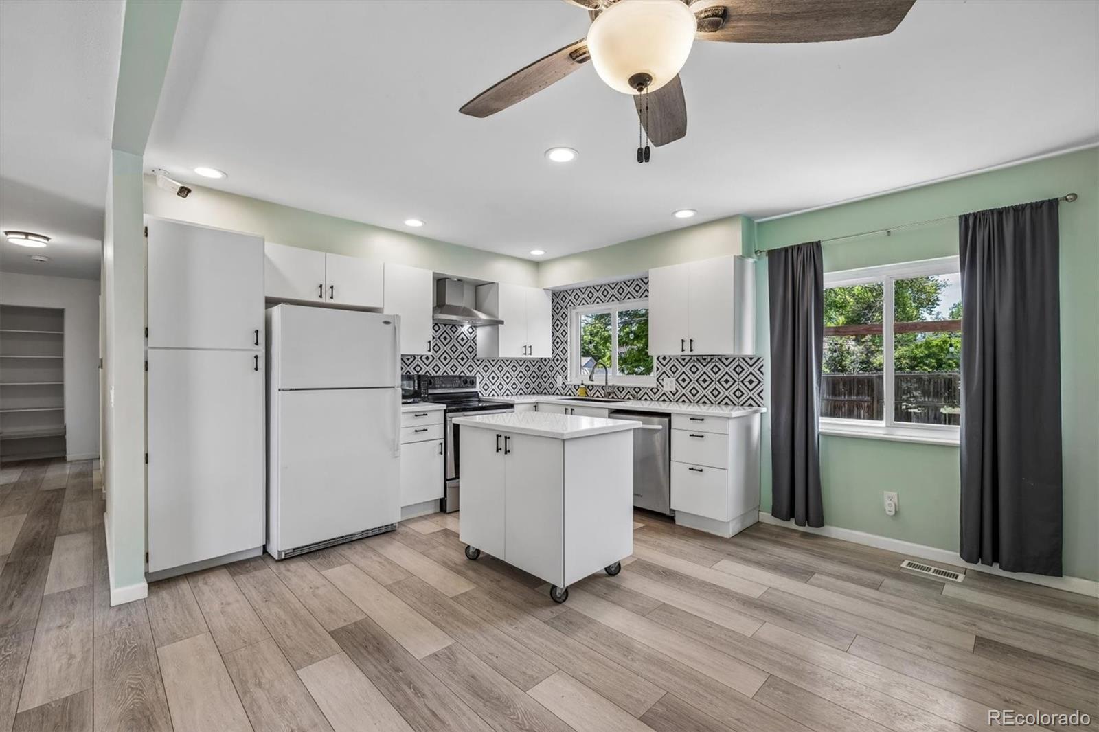 MLS Image #4 for 2003 s idalia street,aurora, Colorado