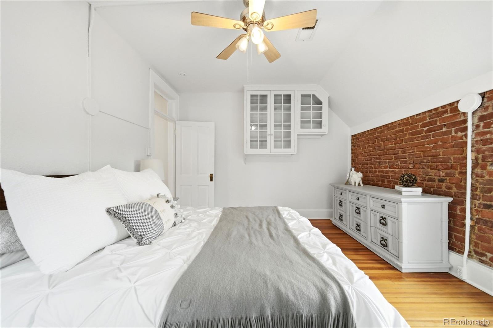 MLS Image #13 for 726 e 16th avenue,denver, Colorado