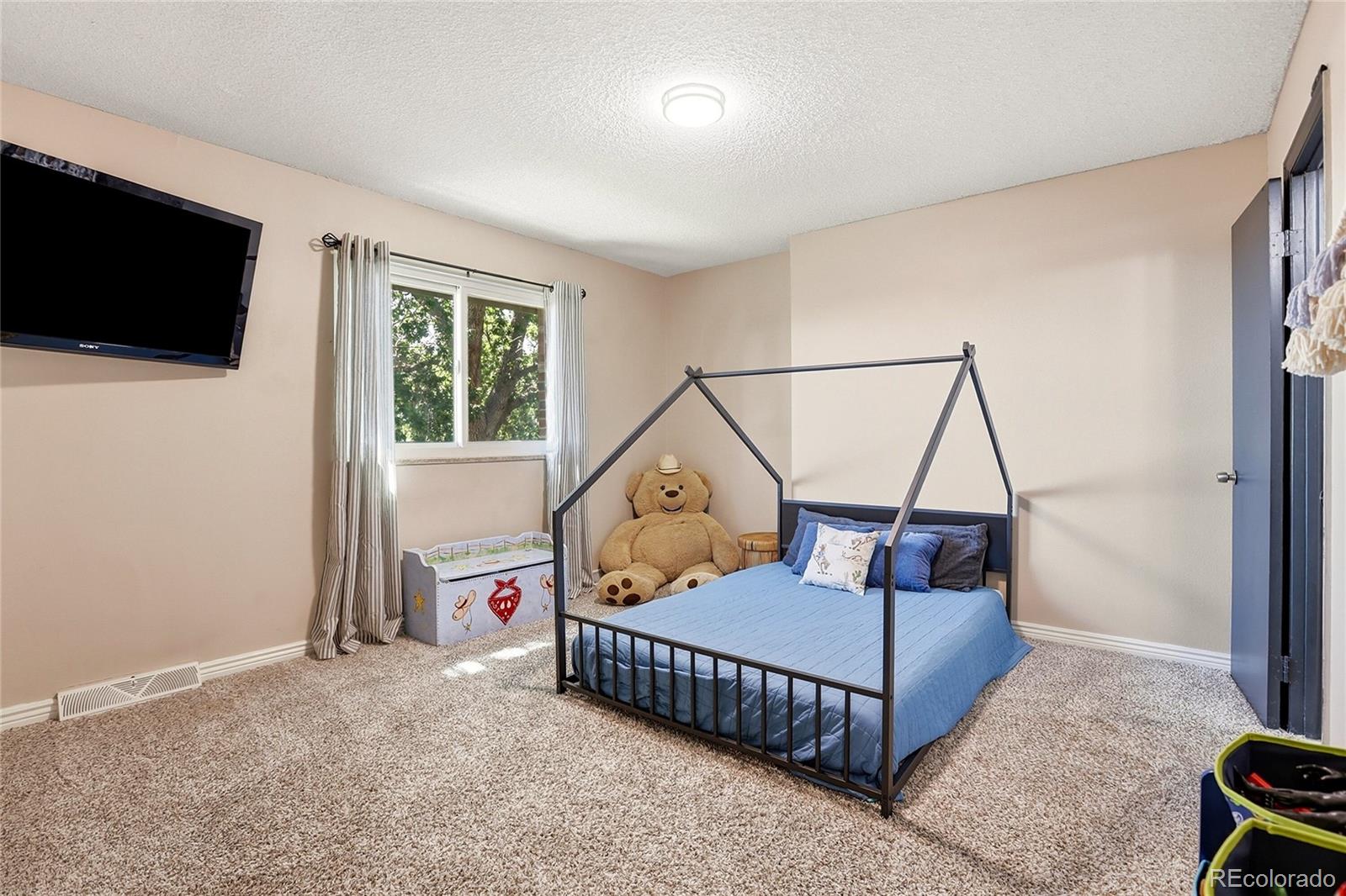 MLS Image #15 for 4585 s lowell boulevard,denver, Colorado