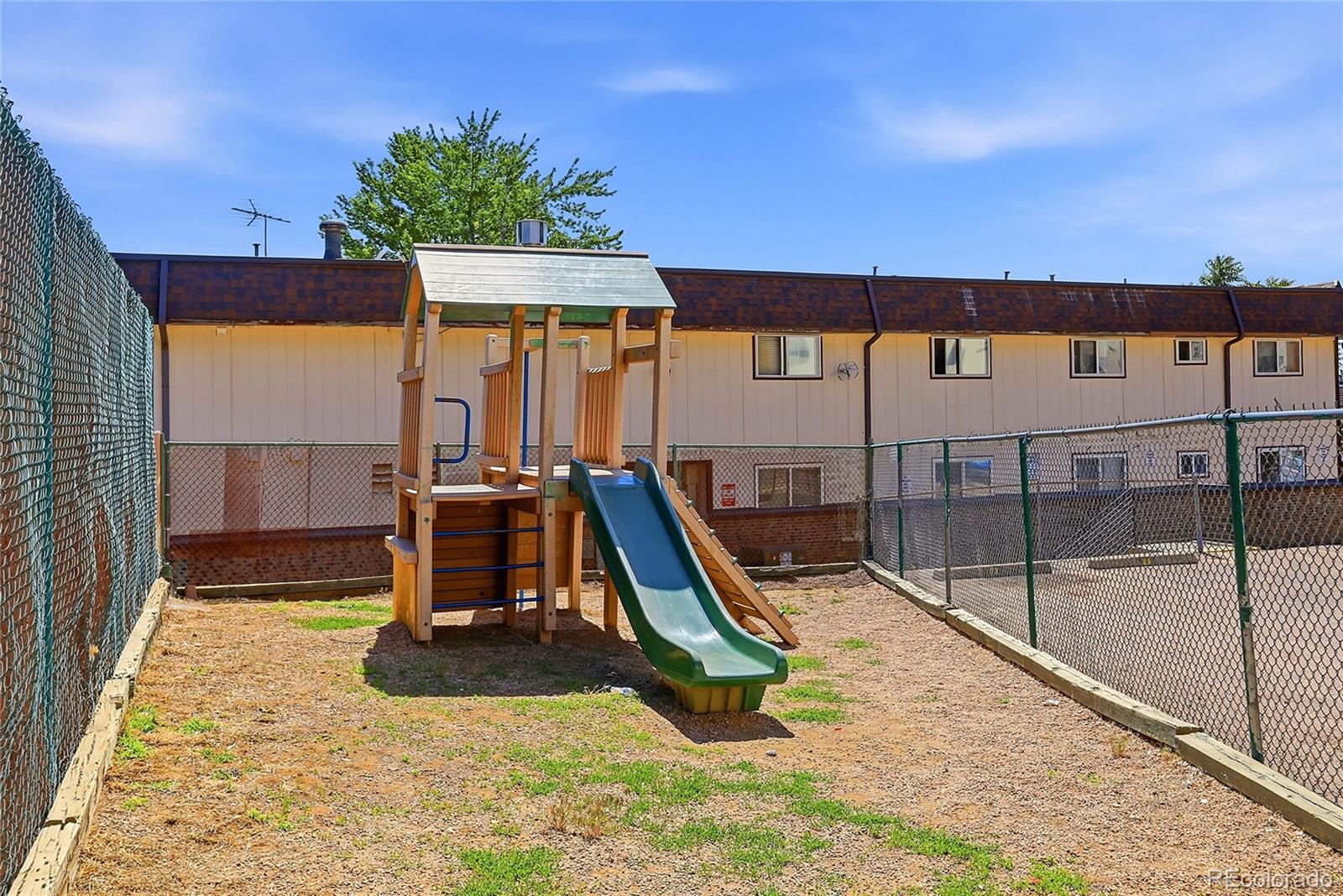 MLS Image #33 for 4585 s lowell boulevard,denver, Colorado