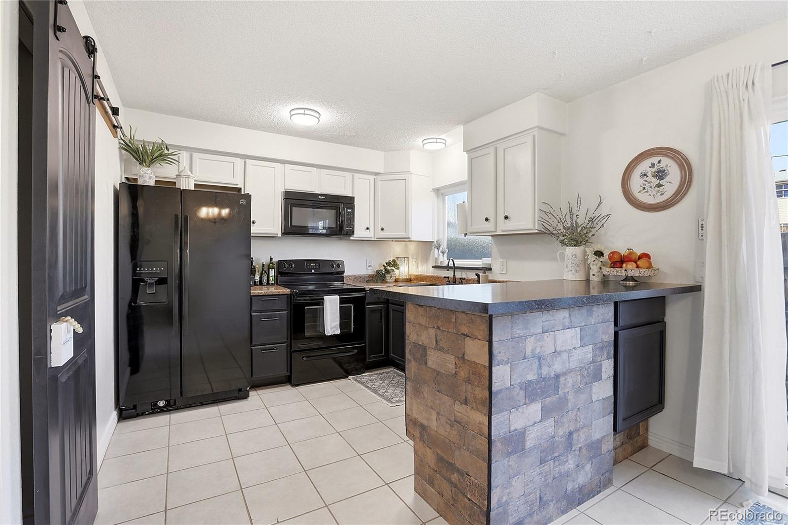 MLS Image #8 for 4585 s lowell boulevard,denver, Colorado