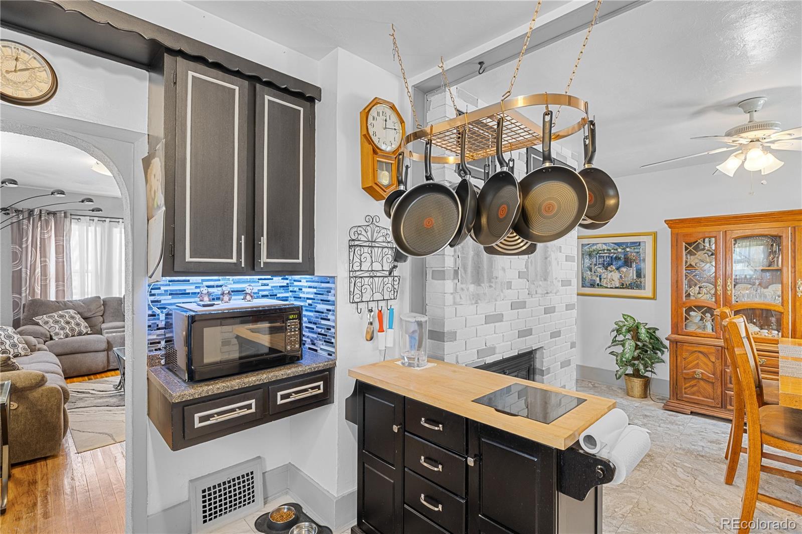 MLS Image #15 for 3355 w 54th avenue,denver, Colorado