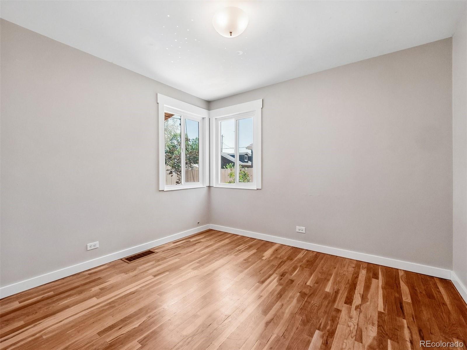 MLS Image #10 for 1660 s cook street,denver, Colorado