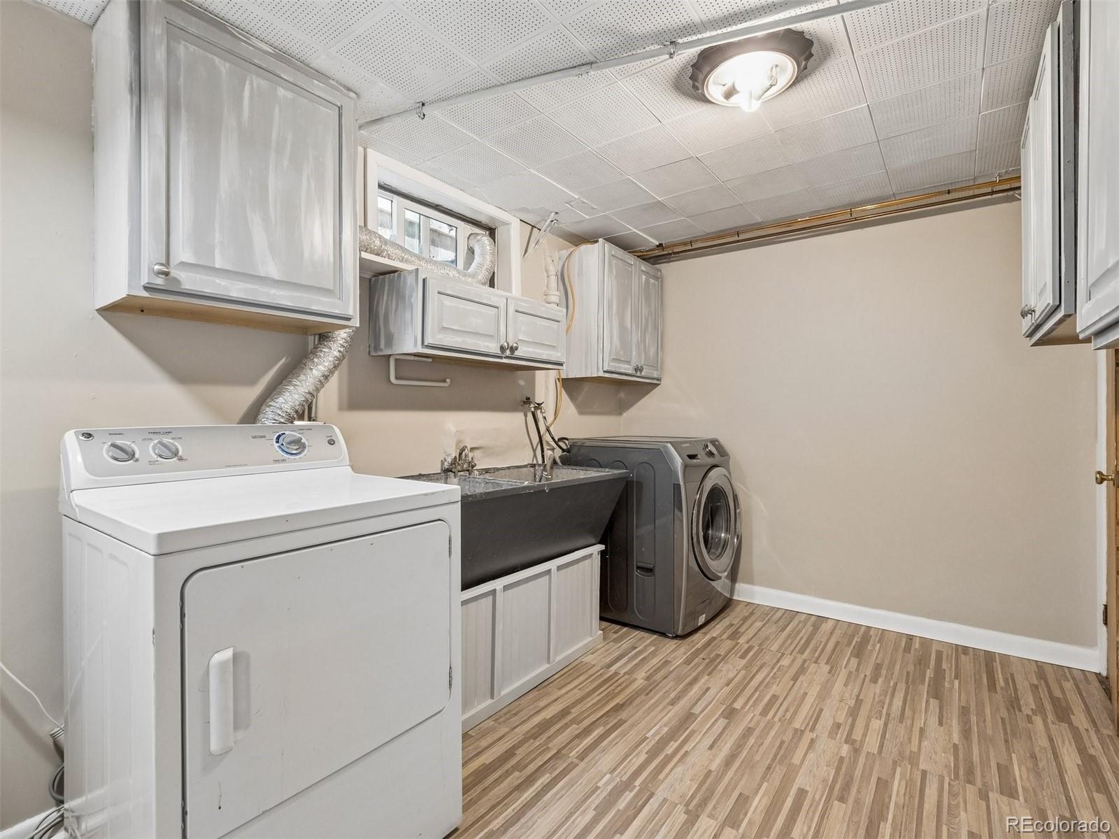 MLS Image #17 for 1660 s cook street,denver, Colorado