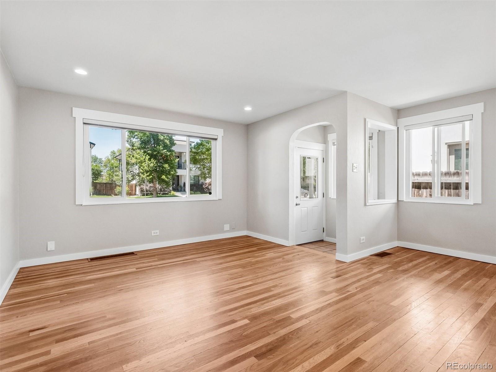 MLS Image #7 for 1660 s cook street,denver, Colorado