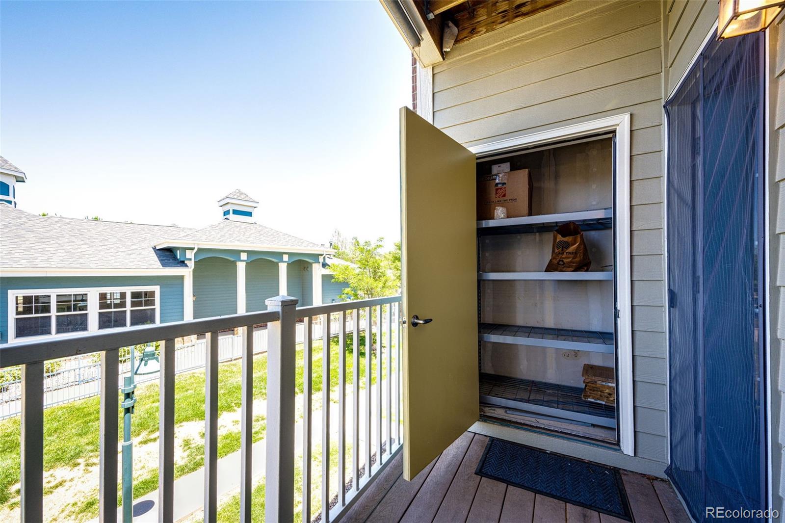 MLS Image #16 for 19303 e college drive,aurora, Colorado