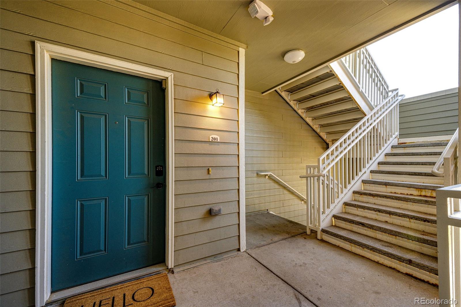 MLS Image #17 for 19303 e college drive,aurora, Colorado
