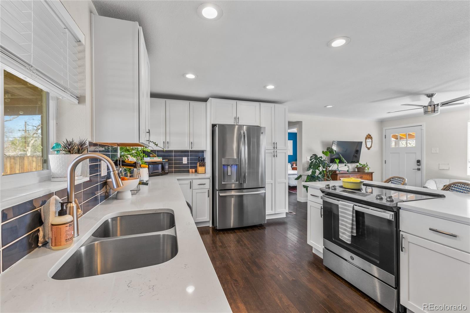 MLS Image #14 for 3011  oneida street,denver, Colorado